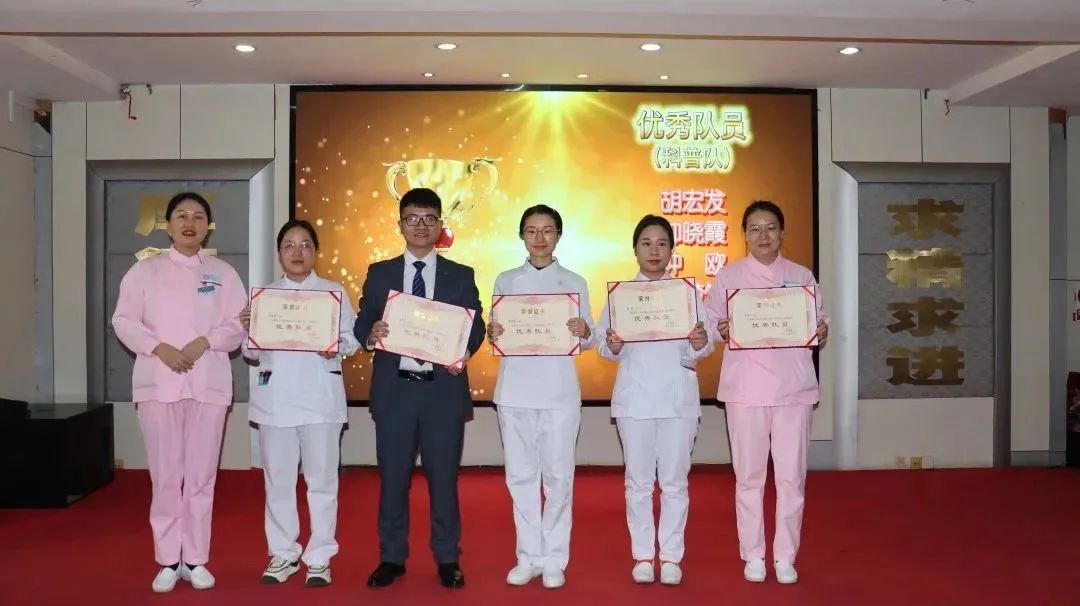 年度護(hù)理工作總結(jié)_年度護(hù)理工作總結(jié)范文_年度護(hù)理總結(jié)工作計(jì)劃范文