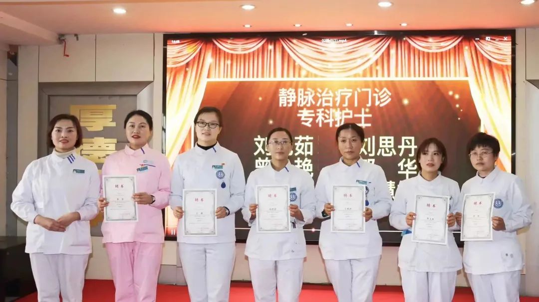 年度護(hù)理總結(jié)工作計(jì)劃范文_年度護(hù)理工作總結(jié)范文_年度護(hù)理工作總結(jié)