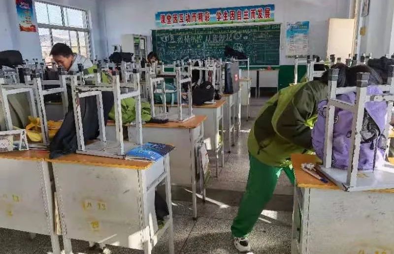 班主任周工作總結(jié)范文簡短_班主任一周工作總結(jié)_班主任周工作總結(jié)匯報(bào)