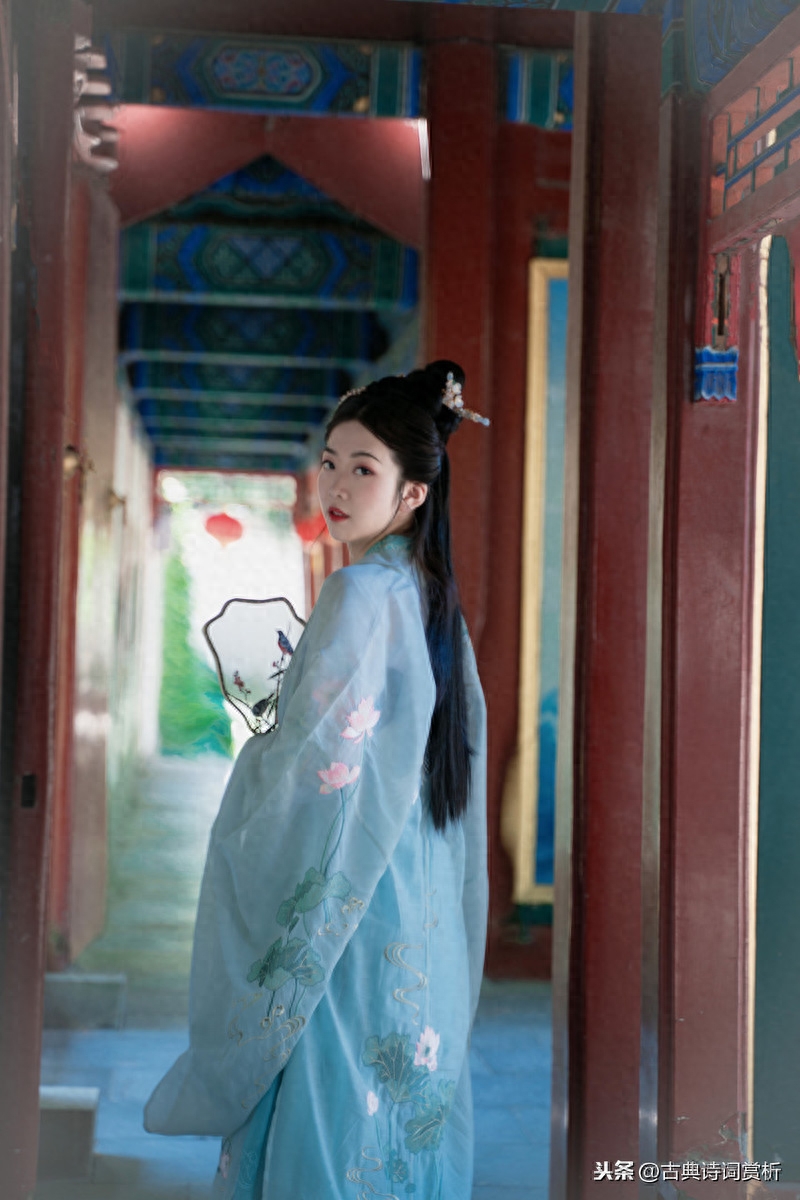 情人的情詩(shī)_情人詩(shī)一首_情人節(jié)情詩(shī)大全