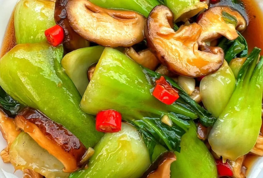 雞蛋小狗可以吃嗎_小狗可以吃雞蛋嗎_寵物狗吃雞蛋